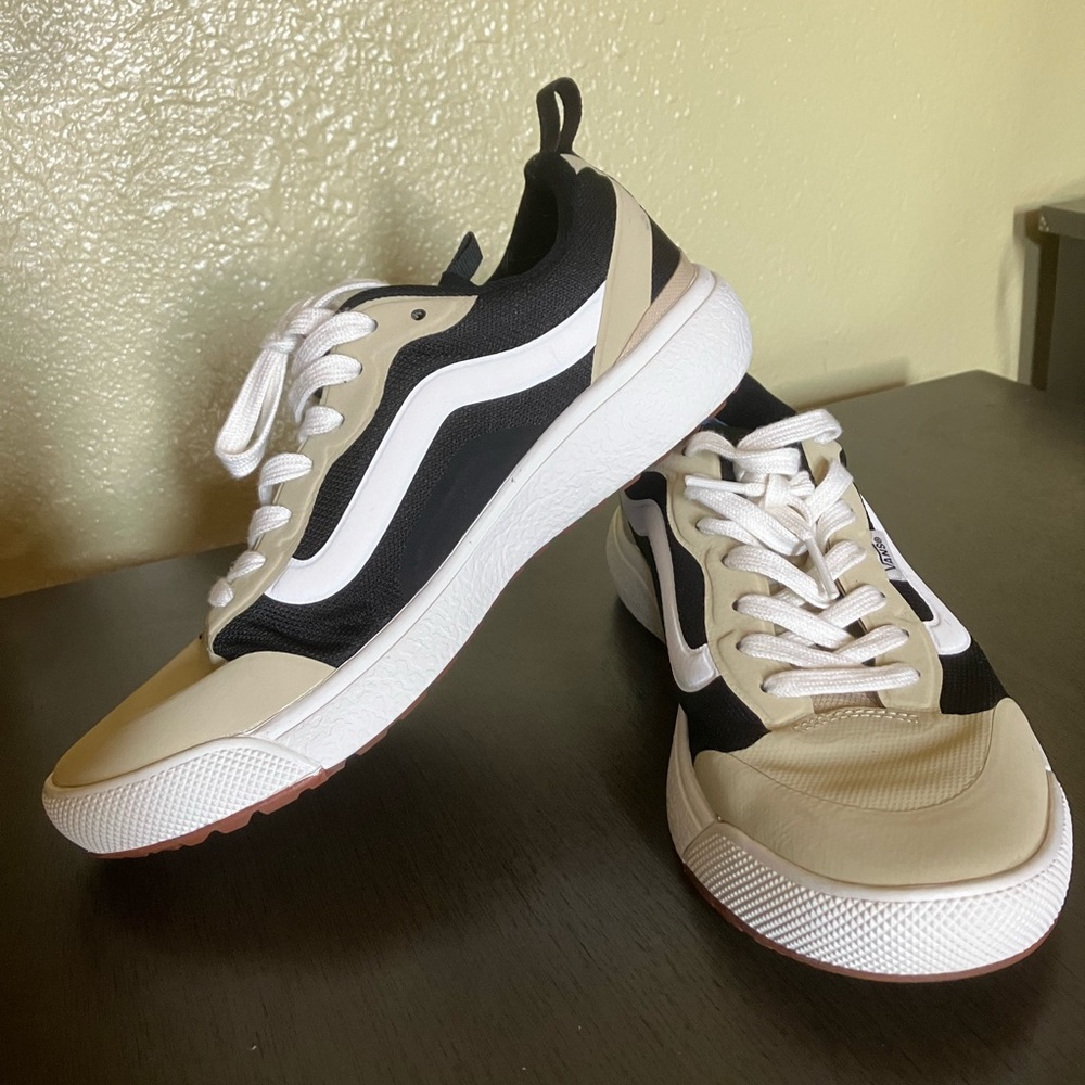 Vans Ultra Range